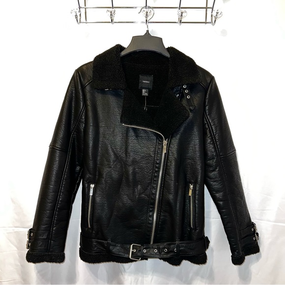 Forever 21 Jackets & Blazers - Forever 21 Black Faux leather shearling sherpa aviator biker jacket